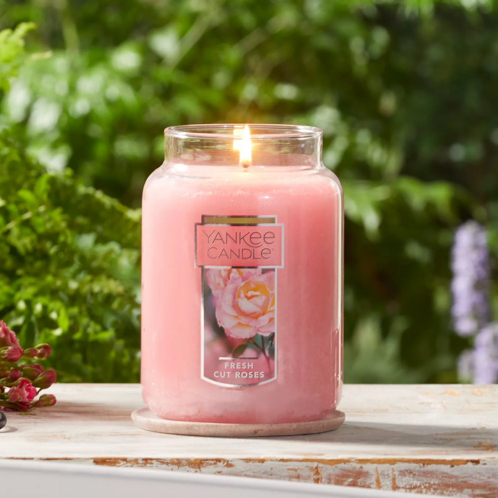 Yankee Candle Fresh Cut Roses Geurkaars met rozengeur