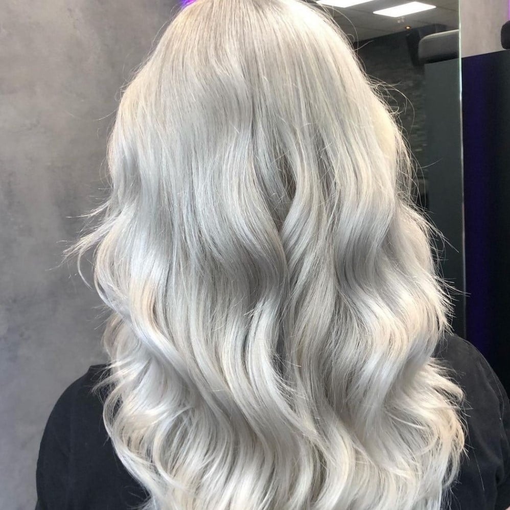 Blauwe plek Metalen lijn Zuiver Olaplex No. 4P Blonde Enhancer Toning Shampoo | Hairaction.nl